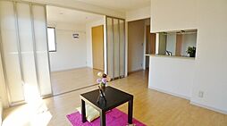 ディアス・クレアール 201 2階2LDKのリビング/ダイニング