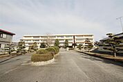 足利市立第三中学校(551m)