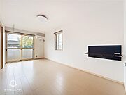 明るいフローリングフロアです★