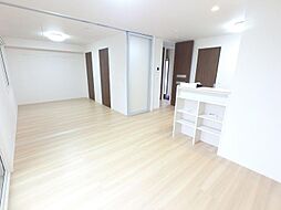 カスタリアIII 101 1階1LDKのリビング/ダイニング