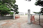 足利市立御厨小学校(1、385m)
