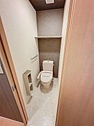 ウォシュレット付きのトイレ☆