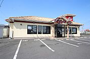 くるまやラーメン足利南店(556m)