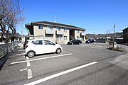 駐車場2台無料です♪