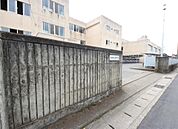 佐野市立北中学校(651m)