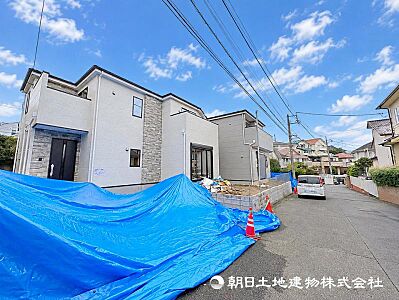 外観：9月上旬完成予定！モデルハウスのご案内も致します。