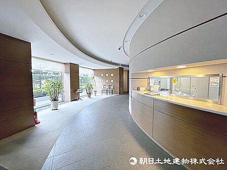 ロビー部分は綺麗な状態が保たれており、管理体制が良好です!