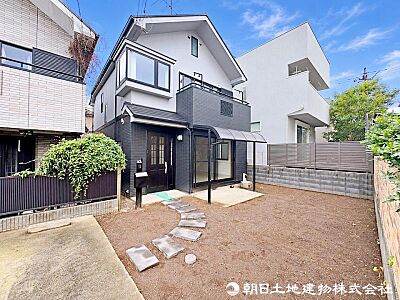 外観:リフォーム済みですのですぐに気持ちよくお住み頂けます。 外観:リフォーム済みですのですぐに気持ちよくお住み頂けます。