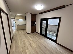 鯨岡マンション 1階4LDKのリビング/ダイニング