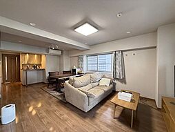 JR山手線 五反田駅 徒歩7分の賃貸マンション 4階4LDKのリビング/ダイニング