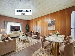 吉川町3丁目　中古戸建 4SLDKのリビング/ダイニング