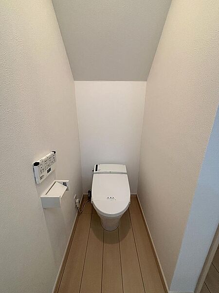 トイレを拡大表示