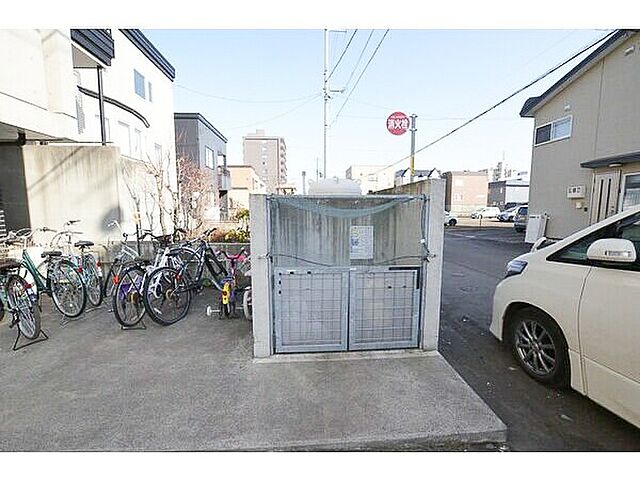 その他