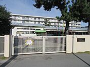 幼稚園、保育園「わかくさ保育園まで630m」