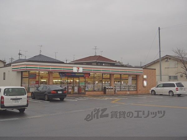 画像25:セブンイレブン　大津一里山店まで700メートル