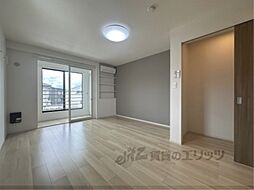 メゾン・フラン 202 2階ワンルームのリビング/ダイニング