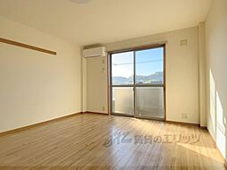 インテリオル 206 2階1Kのリビング/ダイニング