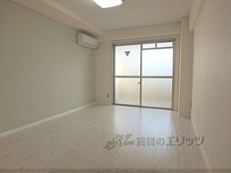 アネックスキューズ 4階ワンルームのリビング/ダイニング