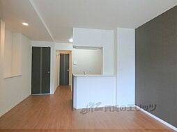 クレシアII 205 2階2DKのリビング/ダイニング