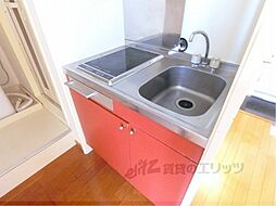 レオパレス八日市 201 2階1Kのリビング/ダイニング