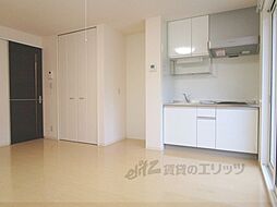 エポックシーマ 105 1階ワンルームのリビング/ダイニング