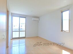 シャトーサイド 202 2階2LDKのリビング/ダイニング