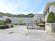 滋賀県立能登川高等学校まで2300メートル