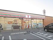 セブンイレブン　国道八幡東店まで800メートル