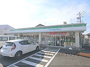 ファミリーマート　八日市沖野店まで500メートル