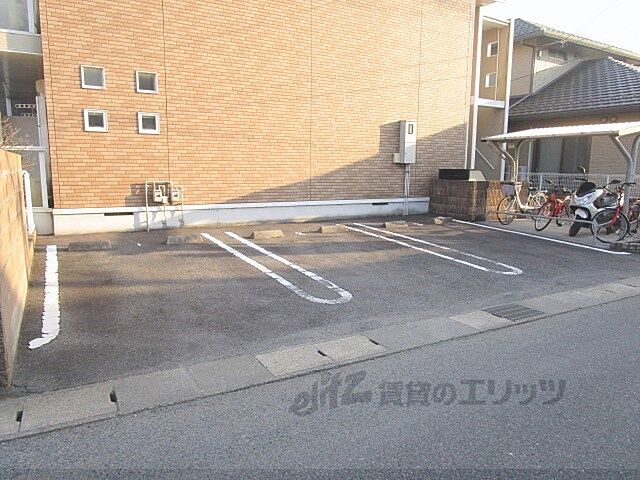 4 / 4