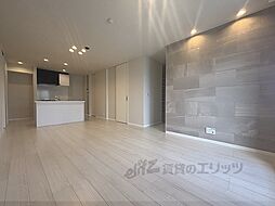 近鉄京都線 伏見駅 徒歩5分の賃貸アパート 3階2LDKのリビング/ダイニング