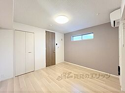 チェストセブン 102 1階1Kのリビング/ダイニング