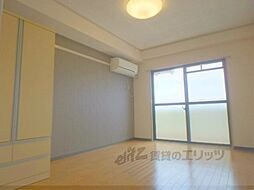 野村スチューデントハイツ 4階1Kのリビング/ダイニング