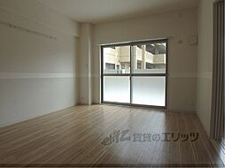 ルシアン西山天王山 1階2LDKのリビング/ダイニング