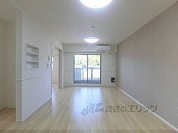 カルム 303 3階2LDKのリビング/ダイニング