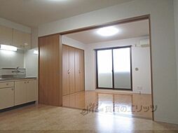 京阪本線 藤森駅 徒歩17分の賃貸マンション 2階1DKのリビング/ダイニング