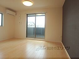 近鉄京都線 富野荘駅 徒歩16分の賃貸アパート 2階1LDKのリビング/ダイニング