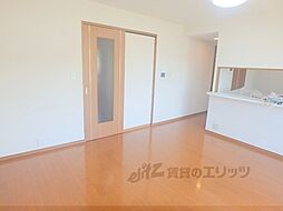 京阪本線 龍谷大前深草駅 徒歩1分の賃貸マンション 2階4LDKのリビング/ダイニング