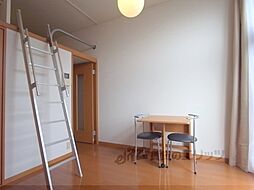 阪急京都本線 西向日駅 徒歩18分の賃貸アパート 2階1Kのリビング/ダイニング