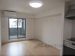 阪急京都本線 西向日駅 徒歩4分の賃貸アパート 2階1LDKのリビング/ダイニング