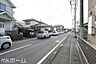 外観：前面道路