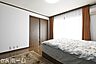 子供部屋：洋室には収納もしっかり完備されており、部屋を広々と利用することが可能なです！