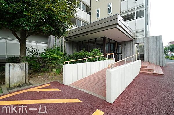エントランスを拡大表示