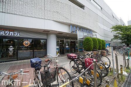 周辺環境も充実のエリアです!