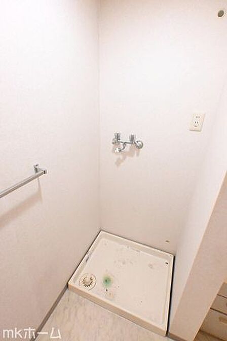洗濯機置き場も広めのスペースを確保しております!是非、現地にてスペースを確認してみてください!
