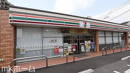 セブンイレブン船橋海神町南店 徒歩7分。 540m