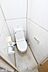 トイレ：温水洗浄便座付きのトイレです！設備は新品に交換済みですので気持ちよくお住まい頂けます！