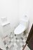 トイレ：温水洗浄便座付きのトイレです！設備は新品に交換済みですので気持ちよくお住まい頂けます！
