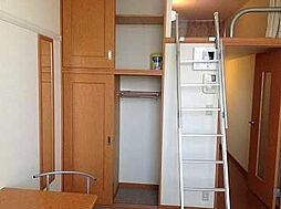 レオパレス下連雀 304 3階1LDKのリビング/ダイニング