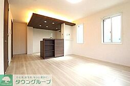 ワイズ・グラン 101 2階2LDKのリビング/ダイニング